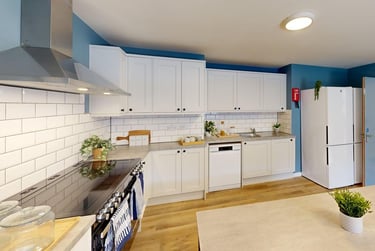 4 bed house, Cromwell Road, Cotham, Bristol, BS65HD - Image 2