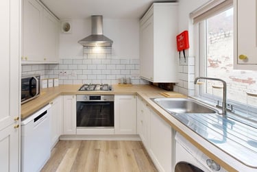 5 bed house, Meldon Terrace, Heaton, Newcastle, NE65XQ - Image 2