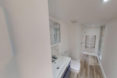 1 bed studio, Arwenack Street, City Centre, Falmouth, TR113JA - Image 8