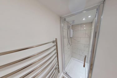 1 bed studio, Arwenack Street, City Centre, Falmouth, TR113JA - Image 10