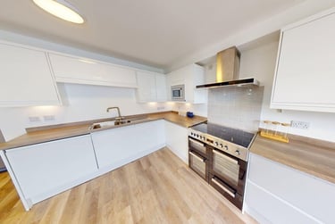 7 bed flat, Arwenack Street, City Centre, Falmouth, TR113JA - Image 3