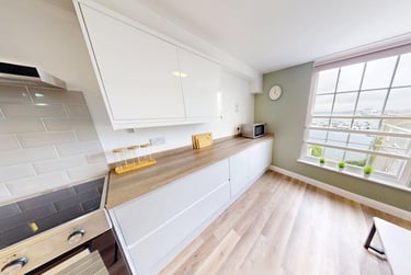 7 bed flat, Arwenack Street, City Centre, Falmouth, TR113JA - Image 4