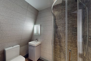 3 bed flat, 66-72 Houndsgate, Lace Market, Nottingham, NG16BA - Image 10