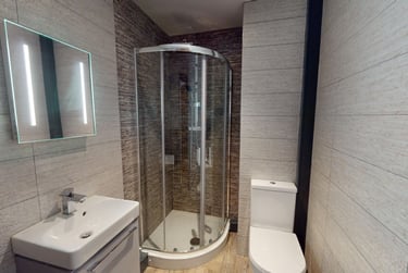 3 bed flat, 66-72 Houndsgate, Lace Market, Nottingham, NG16BA - Image 11