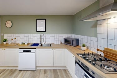 4 bed house, Brook Green Terrace, St James, Exeter, EX46QJ - Image 2