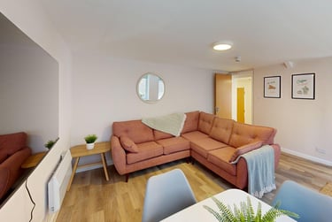 4 bed house, Mark Lane, City Centre, Bristol, BS15DG - Image 2