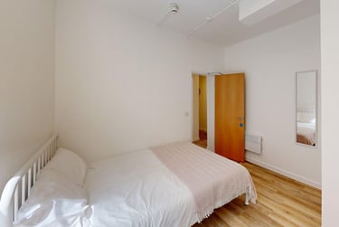 2 bed flat, Mark Lane, City Centre, Bristol, BS15DG - Image 4
