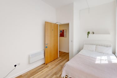2 bed flat, Mark Lane, City Centre, Bristol, BS15DG - Image 5
