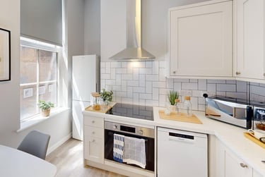2 bed flat, Mark Lane, City Centre, Bristol, BS15DG - Image 3