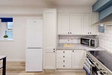 6 bed house, Mark Lane, City Centre, Bristol, BS15DG - Image 2