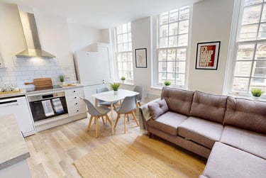 4 bed flat, St Nicholas Street, City Centre, Bristol, BS11TP - Image 1