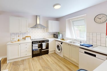 3 bed house, Cromwell Road, Cotham, Bristol, BS65HD - Image 3