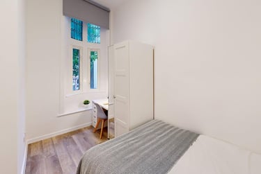 5 bed flat, Clare Street, City Centre, Bristol, BS11XH - Image 10