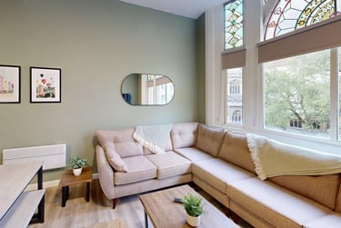 5 bed flat, Clare Street, City Centre, Bristol, BS11XH - Image 3