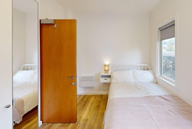 5 bed flat, Clare Street, City Centre, Bristol, BS11XH - Image 8