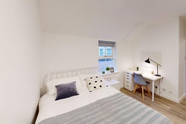 4 bed flat, There and Back Again Lane, Kingsdown, Bristol, BS81HN - Image 11