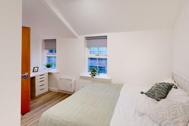 4 bed flat, There and Back Again Lane, Kingsdown, Bristol, BS81HN - Image 12