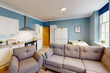 6 bed house, Denmark Street, City Centre, Bristol, BS15DQ - Image 2