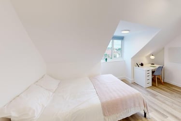 5 bed house, Elmside, Mount Pleasant, Exeter, EX46LN - Image 3