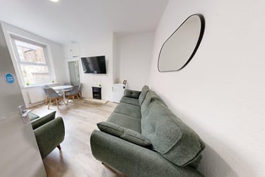 4 bed house, Falmouth Road, Jesmond Vale, Newcastle, NE65NS - Image 2