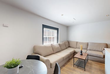 6 bed house, 66-72 Houndsgate, Lace Market, Nottingham, NG16BA - Image 4