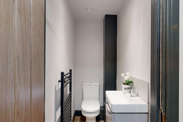 7 bed flat, 66-72 Houndsgate, Lace Market, Nottingham, NG16BA - Image 13