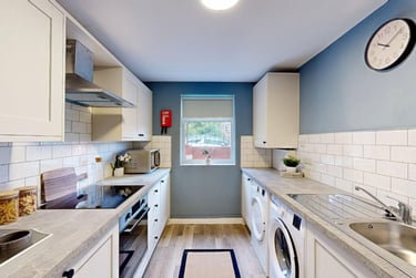 1 bed flat, Russell Street, Radford, Nottingham, NG74FL - Image 4