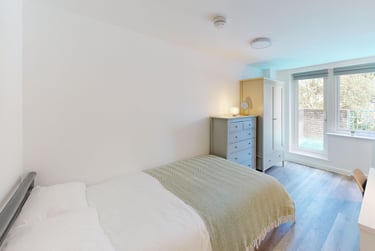 5 bed flat, New Street, City Centre, Falmouth, TR113LQ - Image 7