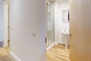5 bed house, New Street, City Centre, Falmouth, TR113LQ - Image 3