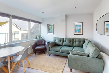 4 bed flat, New Street, City Centre, Falmouth, TR113LQ - Image 9