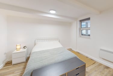 4 bed flat, New Street, City Centre, Falmouth, TR113LQ - Image 6
