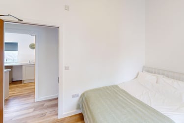 6 bed flat, Bar Road, City Centre, Falmouth, TR114NN - Image 12