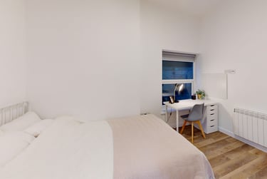 6 bed flat, Bar Road, City Centre, Falmouth, TR114NN - Image 12