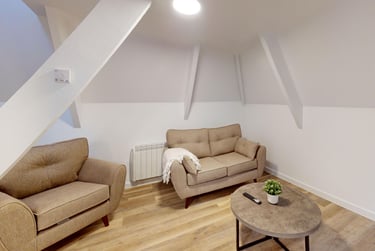 3 bed flat, Bar Road, City Centre, Falmouth, TR114NN - Image 3