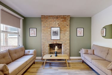 6 bed house, Harrington Drive, Lenton, Nottingham, NG71JH - Image 1