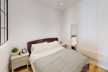 1 bed flat, Bar Road, City Centre, Falmouth, TR114NN - Image 3