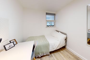 4 bed flat, New Street, City Centre, Falmouth, TR113LQ - Image 5