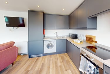 4 bed flat, New Street, City Centre, Falmouth, TR113LQ - Image 4