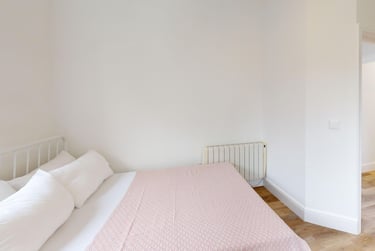 4 bed flat, Avenue Road, City Centre, Falmouth, TR114AZ - Image 11