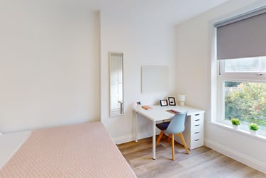 4 bed flat, Avenue Road, City Centre, Falmouth, TR114AZ - Image 7