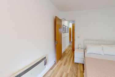 4 bed flat, Avenue Road, City Centre, Falmouth, TR114AZ - Image 12