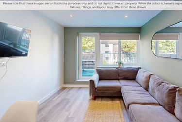 4 bed flat, New Street, City Centre, Falmouth, TR113LQ - Image 2