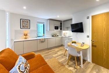 1 bed studio, Verney Street, St Sidwells, Exeter, EX12FP - Image 4