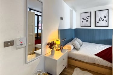 1 bed studio, Verney Street, St Sidwells, Exeter, EX12FP - Image 2