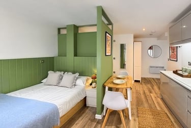 1 bed studio, Verney Street, St Sidwells, Exeter, EX12FP - Image 1