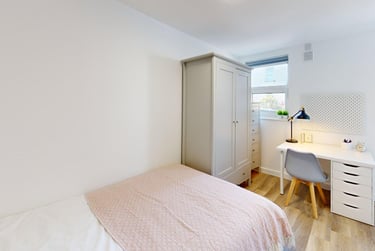 4 bed flat, New Street, City Centre, Falmouth, TR113LQ - Image 7