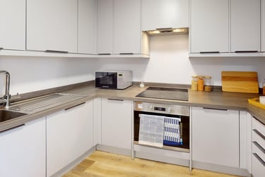 4 bed flat, New Street, City Centre, Falmouth, TR113LQ - Image 4