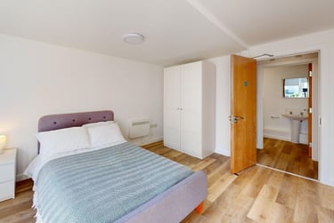 4 bed flat, New Street, City Centre, Falmouth, TR113LQ - Image 6