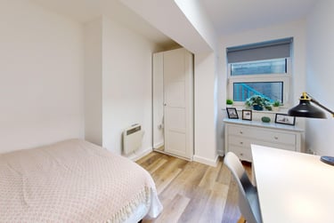 4 bed flat, New Street, City Centre, Falmouth, TR113LQ - Image 10
