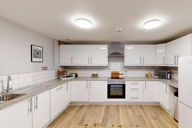 6 bed flat, Osborne Road, Jesmond, Newcastle, NE22AH - Image 2